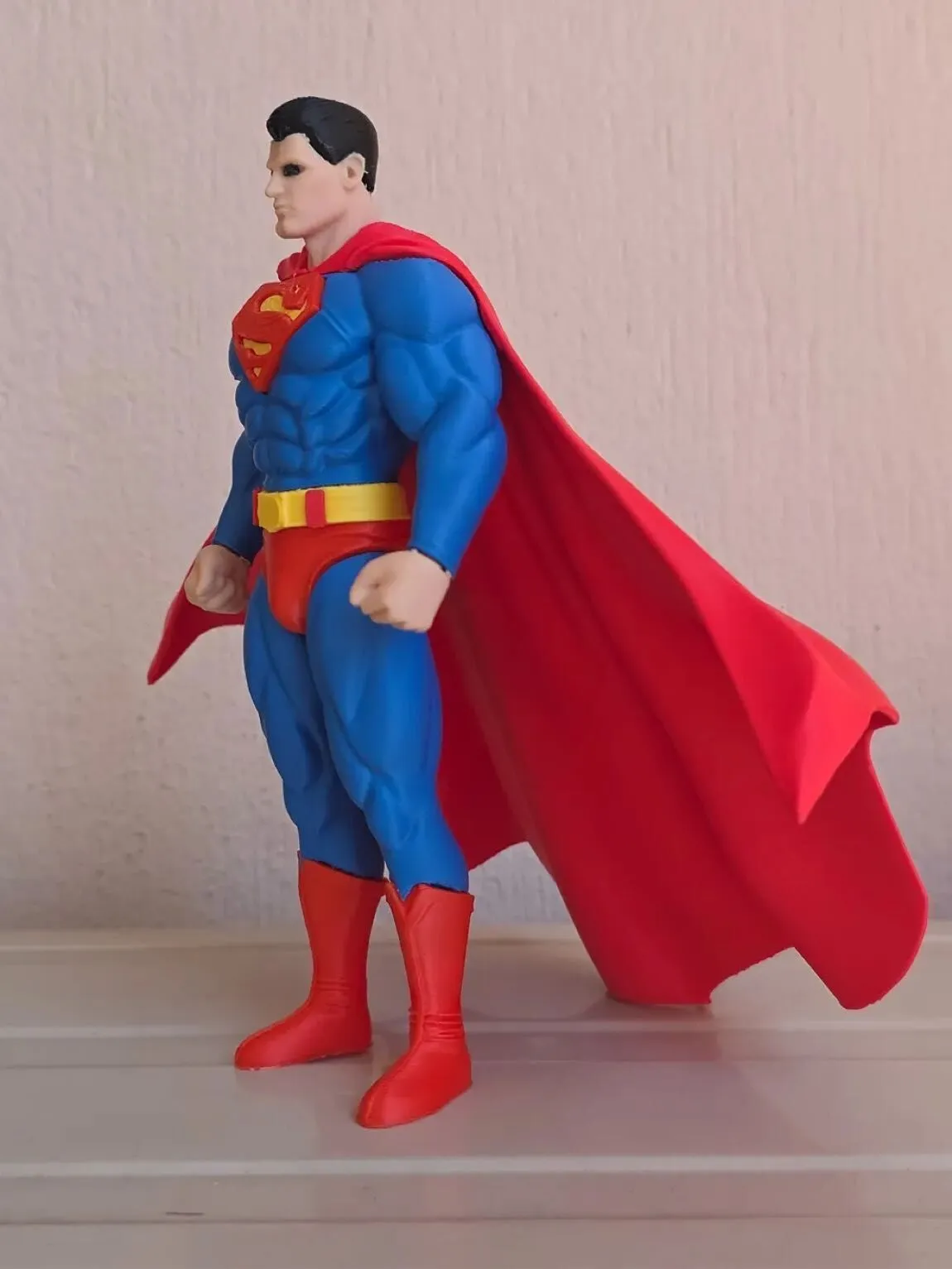 Dc Standard Character Kırmızı Figür görsel 2
