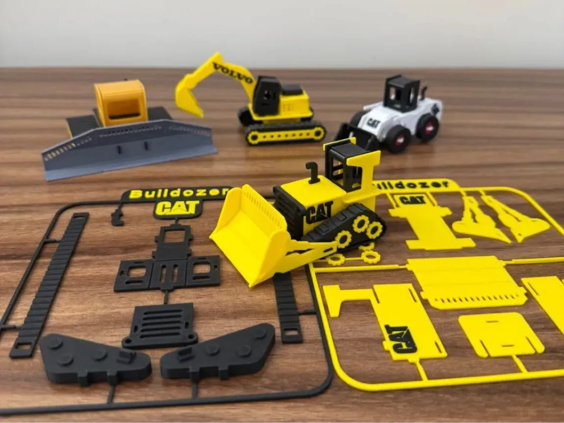 Cat Sarı Maket görsel 6
